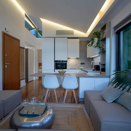 The Dynasty * Σύβοτα