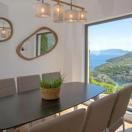 Villa The Dynasty Sivota